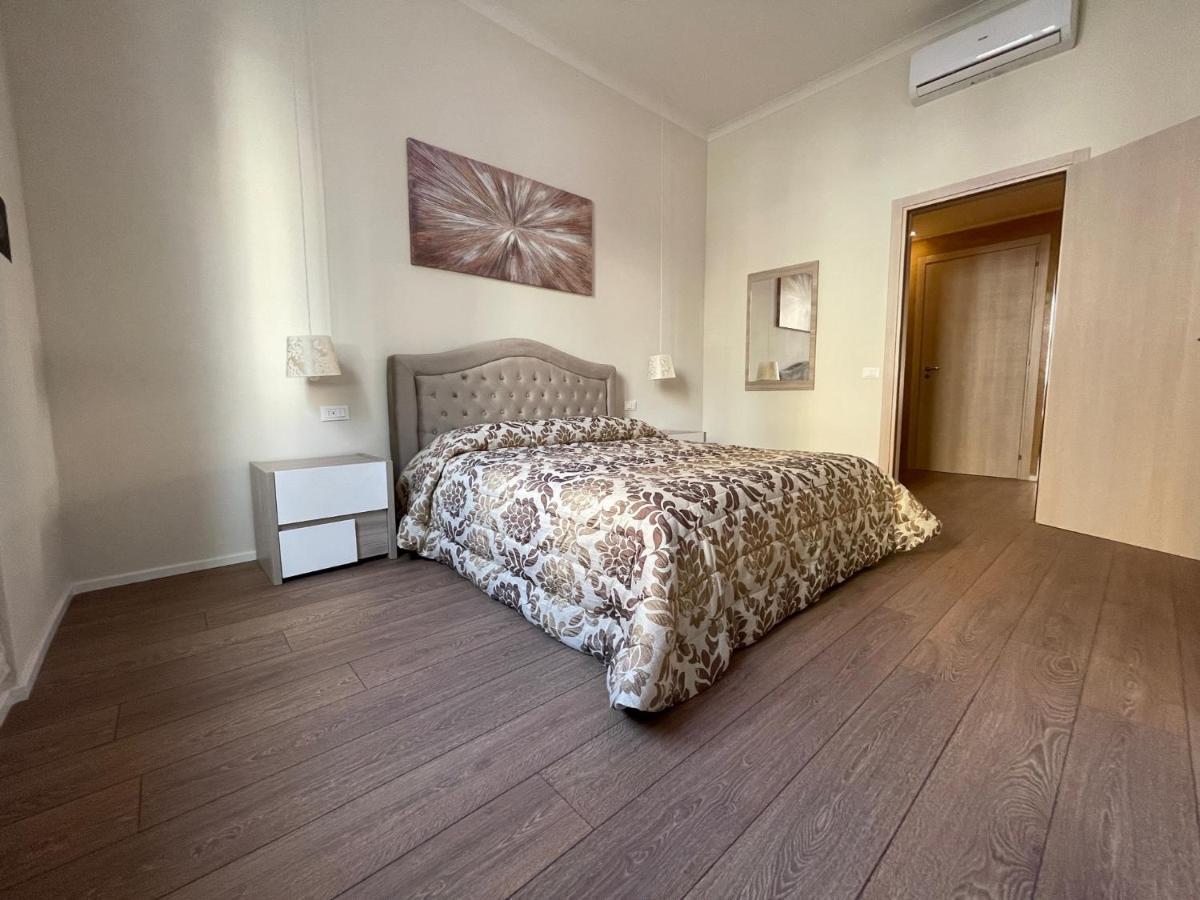 Luxury Careggi Lägenhet Florens Exteriör bild